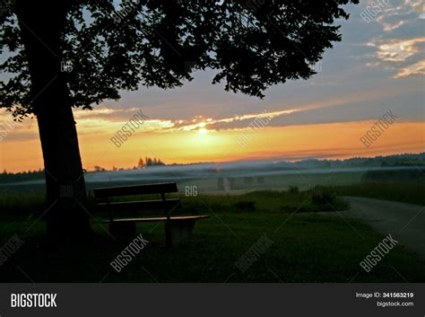 View Sunset Park Bench Image & Photo (Free Trial) | Bigstock