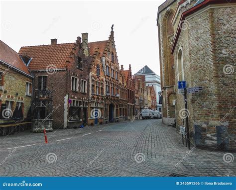 Medieval Architecture of Bruges, Belgium Editorial Photo - Image of ...