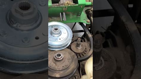 John Deere GT235 Transmission Drive Pulley Issue - YouTube