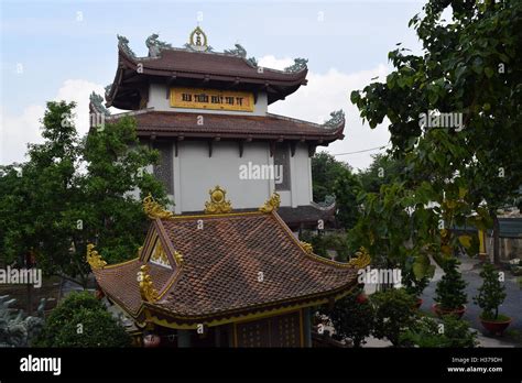 old traditional temple in Ho Chi Minh city, vietnam Stock Photo - Alamy