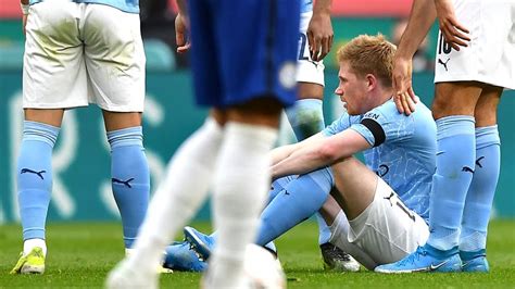 Kevin De Bruyne: Man City midfielder injured in FA Cup semi-final ...