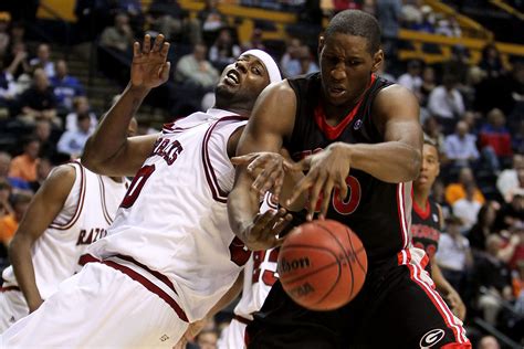 Georgia Basketball: Five Things the Bulldogs Need to do to Make the ...