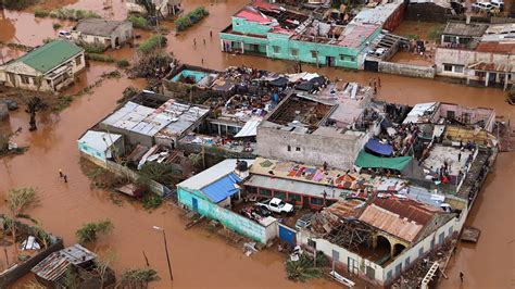 Photos from the Aftermath of Cyclone Idai - The New York Times