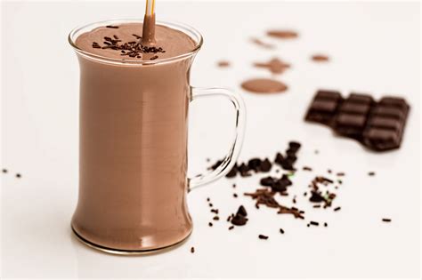 The Best Low Sugar Protein Shakes for Seniors