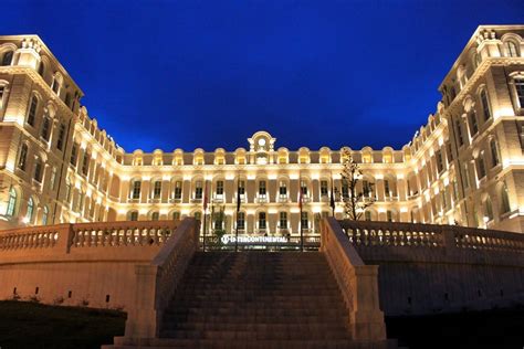 Inauguration de l'hôtel 5 étoiles Intercontinental Marseille dans un ...