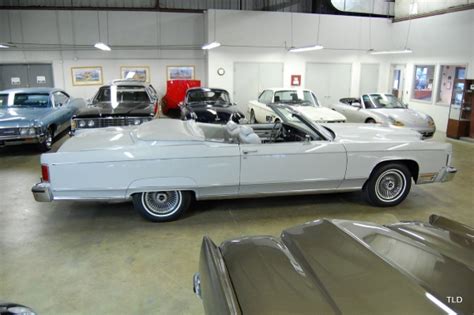 1977 Lincoln Town Convertible