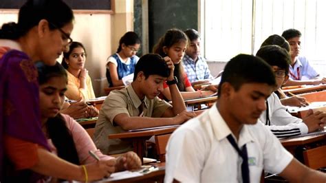 Bihar schools have worst student-teacher ratio, followed by Delhi, says ...