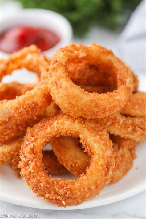 Fried onion rings (& VIDEO!) - Homemade onion ring recipe