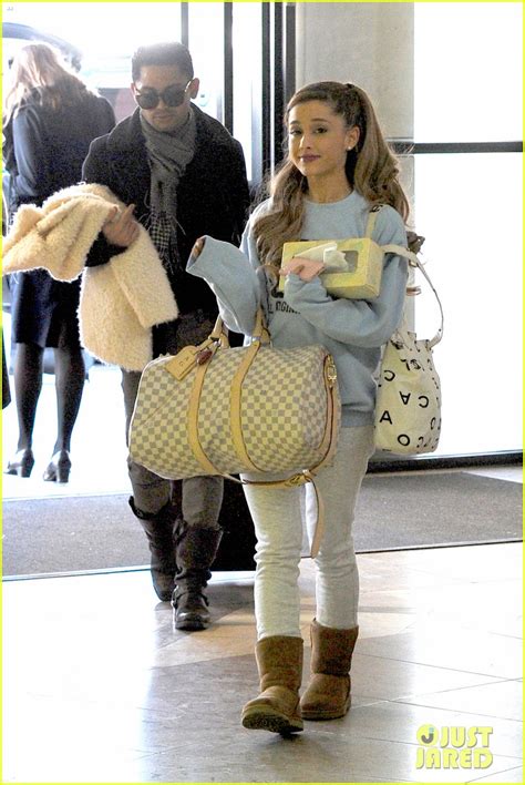 Ariana Grande: 'Santa Baby' Full Song with Liz Gillies!: Photo 3008854 ...