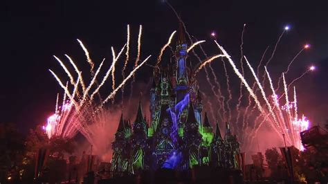 Disney Shares Preview of New Halloween Fireworks Show