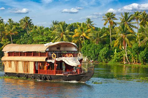 Kerala tourism : Kerala : Kerala launches new tourism policy to target 100 percent foreign ...