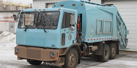 Charged EVs | Chicago orders 20 electric garbage trucks - Charged EVs