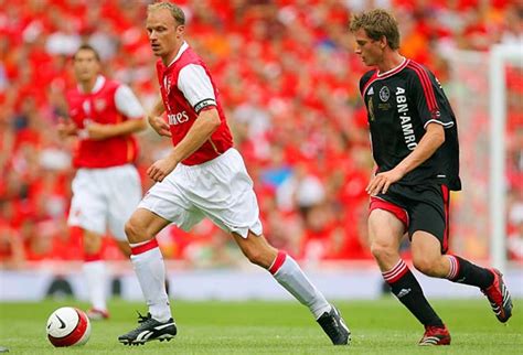 Arsenal to honor Dennis Bergkamp with statue - Sports Illustrated