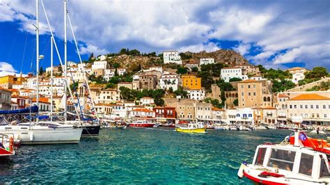 Saronic Islands in Greece: Closest Islands to Athens (2024 Guide)