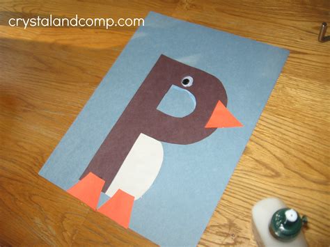 P is for Penguin: Letter of the Week Crafts - CrystalandComp.com