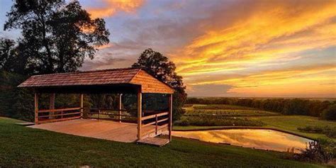 Mapleside Farms: Lodge | Venue, Brunswick | Price it out