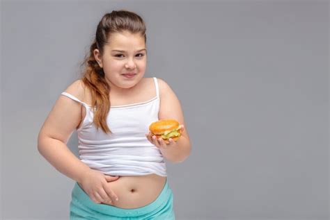 Plus Size Mom Teaches Obese Child to “Booo!” Diet Commercials » Scary Symptoms