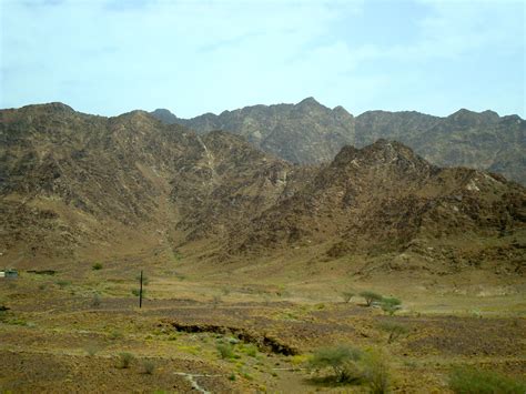 Mountains of Fujairah - Northern UAE © Kim Koning