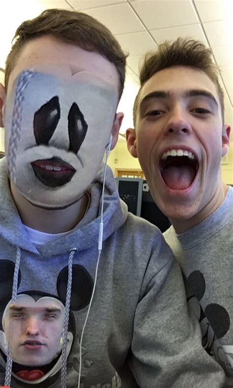 69 Funny Face Swaps That Prove We Use Snapchat Way Too Much