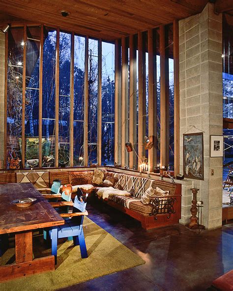 Tour a Frank Lloyd Wright home in Lakewood