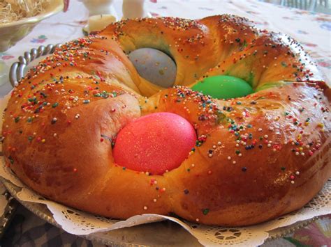 The Italian Next Door: Easter Sweet Bread