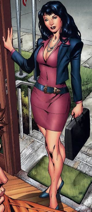 Mayfair DC Heroes Character Database: Carol Ferris