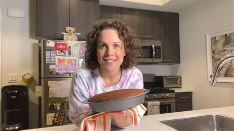 Watch ‘When Calls the Heart’ Star Erin Krakow’s HILARIOUS Brownie Baking FAIL! (Exclusive) - YouTube