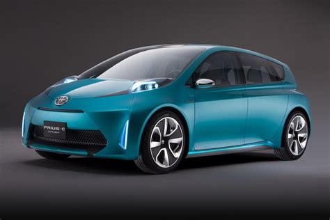 FAB WHEELS DIGEST (F.W.D.): 2011 Toyota Prius C Hybrid Concept