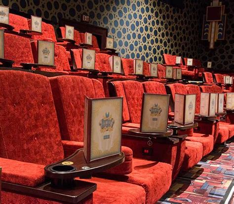 Warren Theatre Custom Luxury Cinema Seating | Irwin Seating Company (en-US)