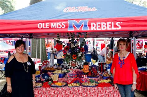 Taylor Tailgates | Tailgating in The Grove for Texas vs Ole Miss | Ole ...