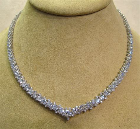 Stunning White Diamond Necklaces For Women - Fashion Photos