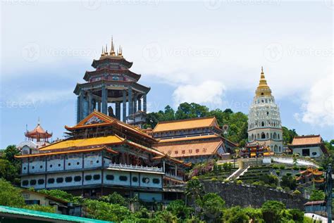 The Kek Lok Si temple 9272679 Stock Photo at Vecteezy