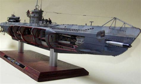 U-Boot Typ VII/C, Revell 1:72 von Gernot Hug | U-boote, Schlachtschiff, Schiffsmodellbau