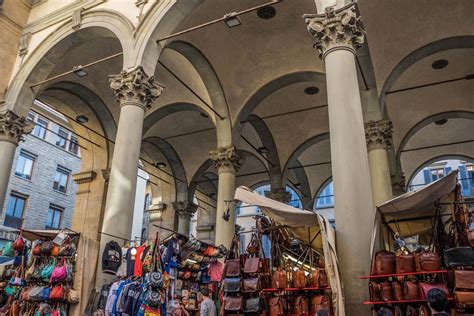 Top 7 Best Shopping Spots In Florence | GoWithGuide