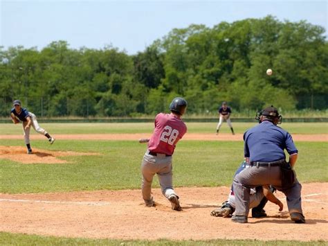 What Is a Foul Ball in Baseball? And How to Call Them - Coaching Kidz