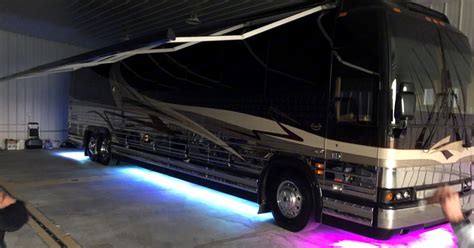 2005 Prevost Xl Le Mirage Marathon Conversion Class A Rental in Zellwood, FL | Outdoorsy