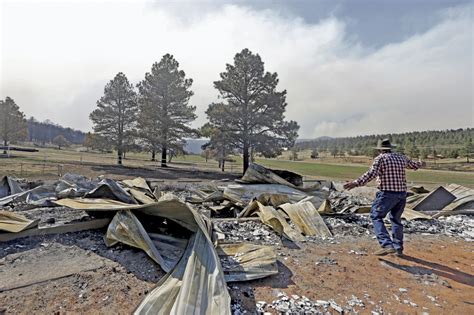 New Mexico wildfire picks up momentum - The Columbian