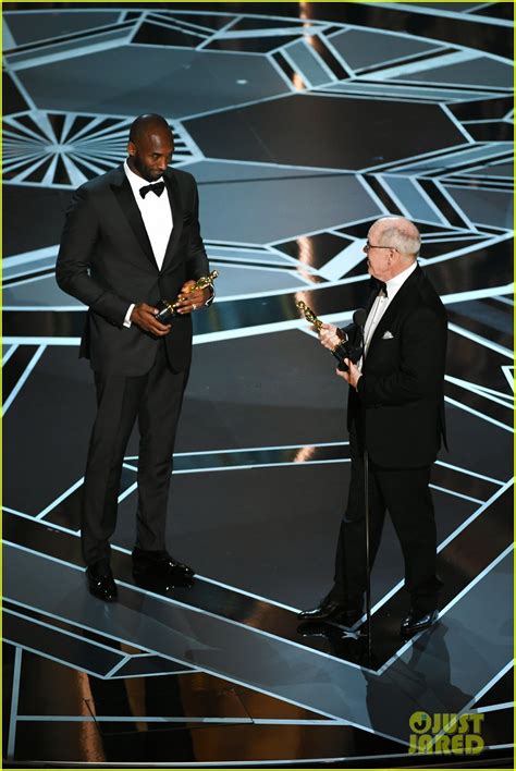 Kobe Bryant Is an Oscar Winner - Watch His Acceptance Speech!: Photo ...