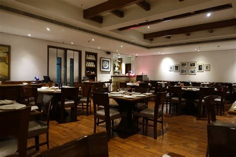 Review of Kolkata Indian restaurant Oh Calcutta by Andy Hayler in ...