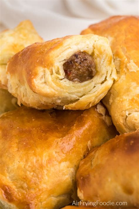 Easy Air Fryer Sausage Rolls | Air Frying Foodie