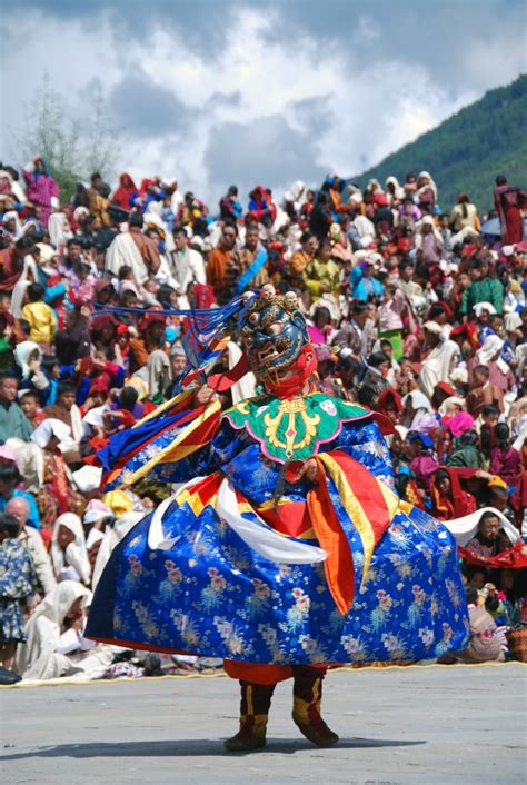 Thimphu Tsechu festival tour, Bhutan festivals (7 Days) – Little Bhutan