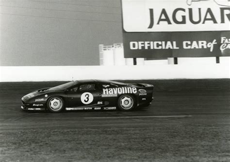 Fast Masters: When Jaguar ran a bizarro XJ220 racing series for ...