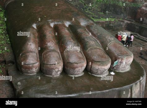 famous Budha-Statue, Leshan, China Stock Photo - Alamy