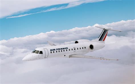 EMBRAER ERJ-135 REGIONAL JET