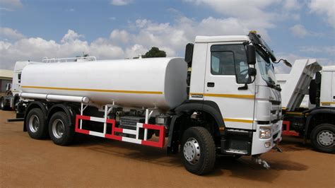 2020 Sinotruk 6x4 Sinotruk Water Tanker Water bowser trucks Trucks for ...