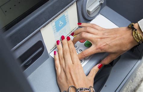 How to recognize an ATM skimming device | Alliant Credit Union