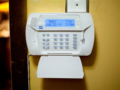 How Thieves Can Hack and Disable Your Home Alarm System | WIRED