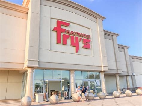 Fry's Electronics shutting down all stores, ending 36 years as a big ...