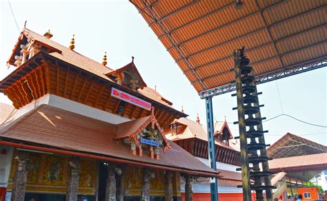 Guruvayur Temple - Kerala - India | Travel life journeys