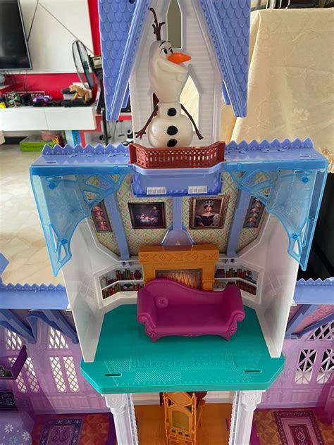 Disney Frozen 2 Ultimate Arendelle Castle, Hobbies & Toys, Toys & Games on Carousell